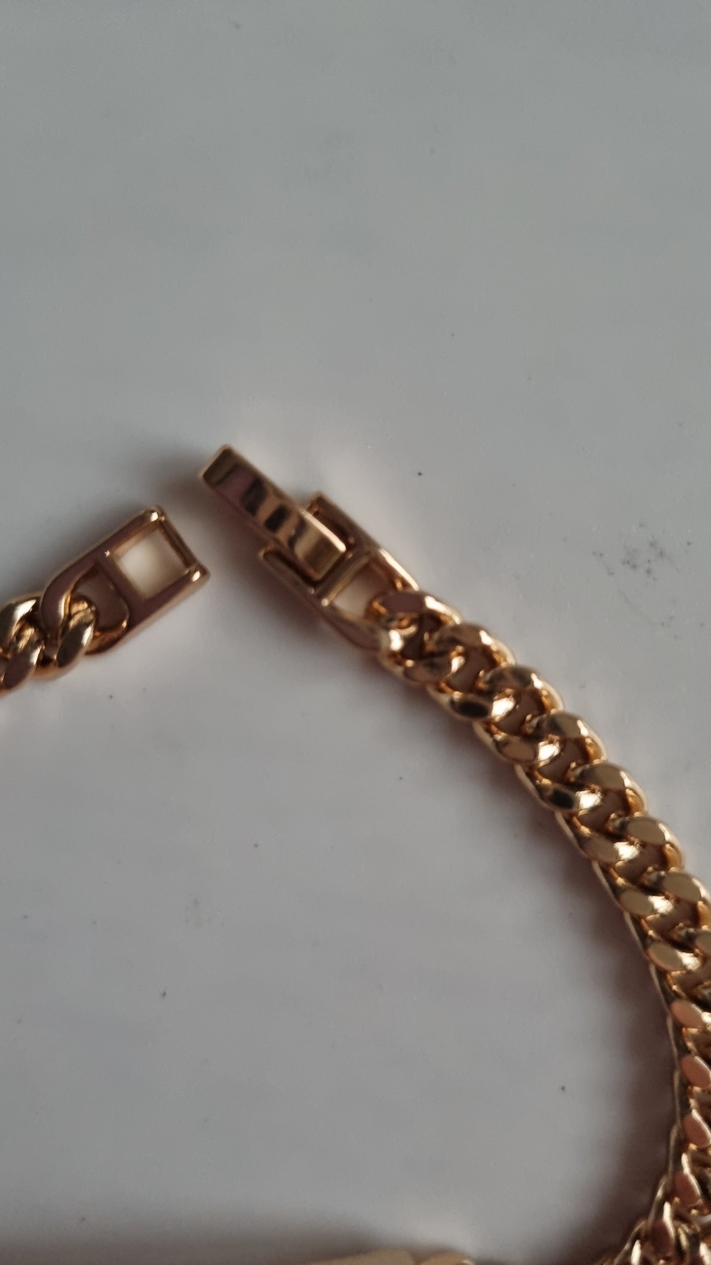 18kr gold plated bracelet with zircon crystals hypoallergenic free nickel waterproof