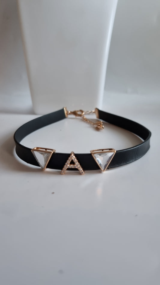 Choker with zircon stoneA 18kr.gold plated