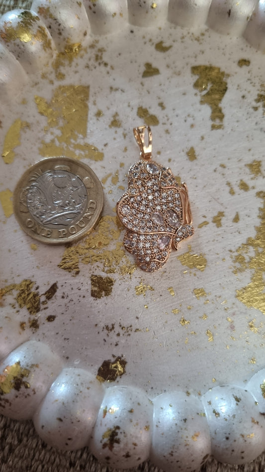 18kr.gold plated butterfly pendant with sw.crystal