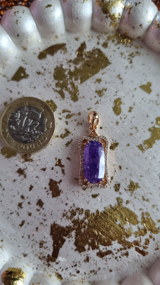 18kr.gold plated pendant with natural ice stone &sw.crystal