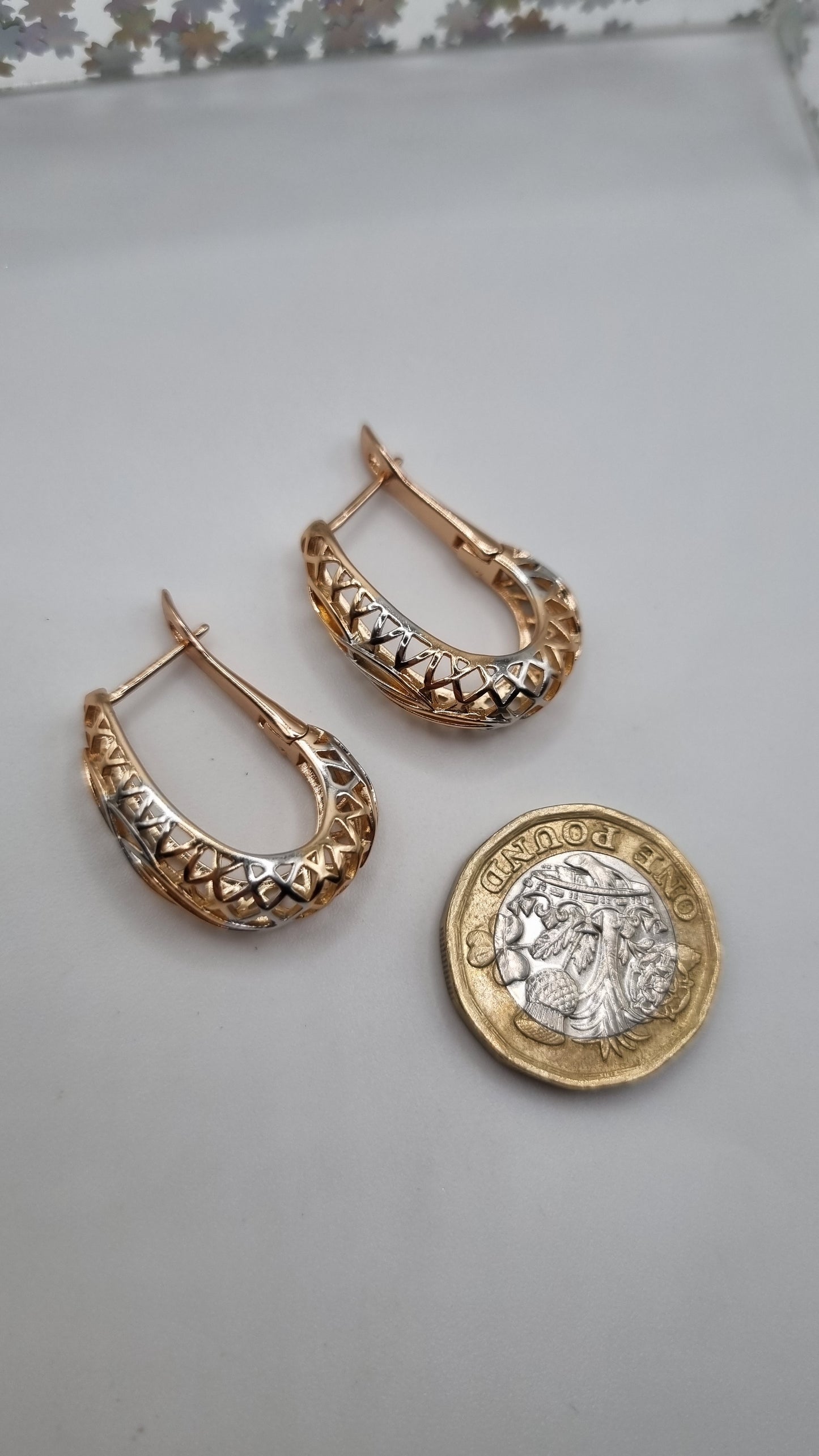 Multicolor gold plated 18kr and platinum plated earrings