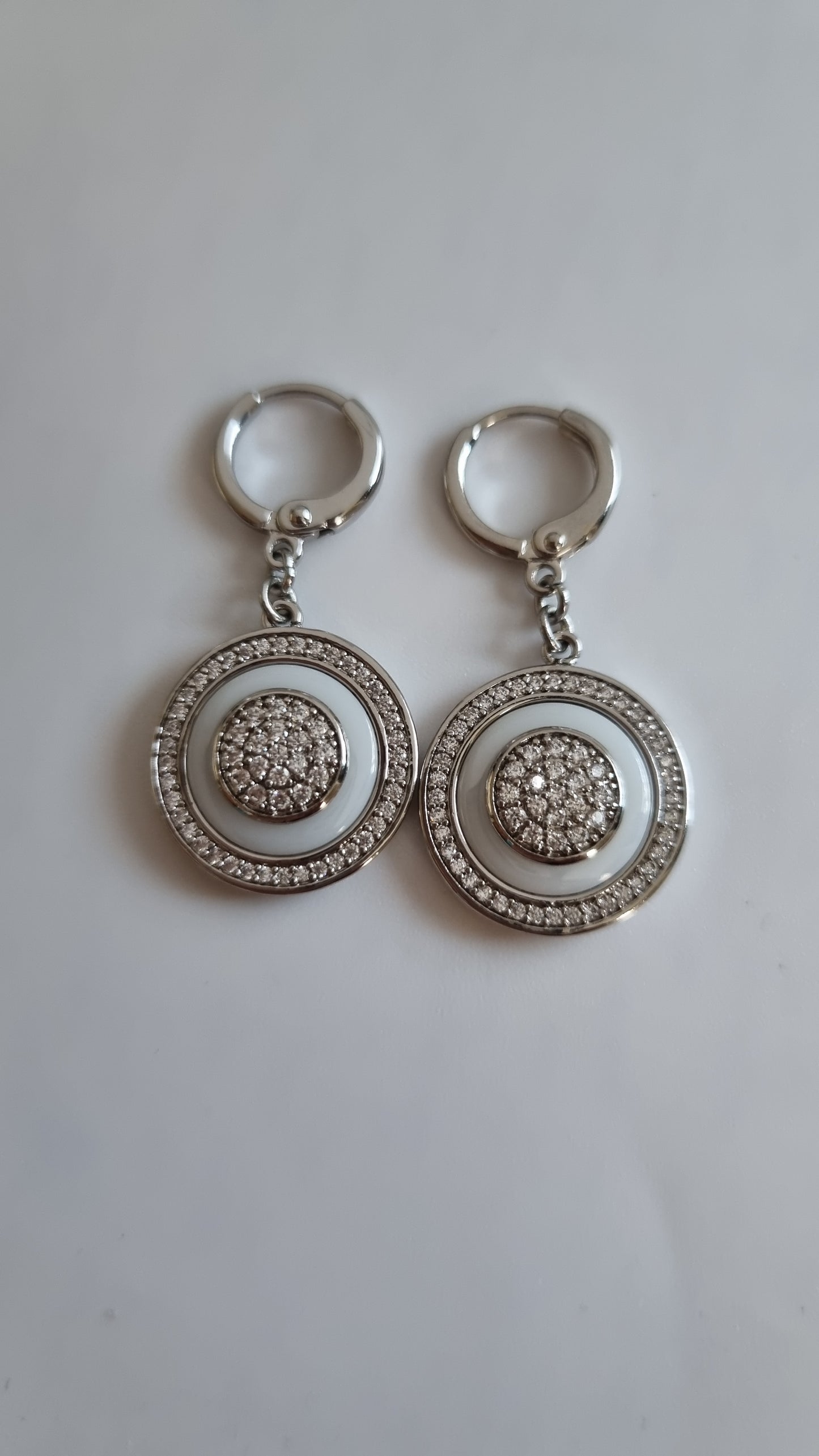 Platinum plated earrings with sw.crystal