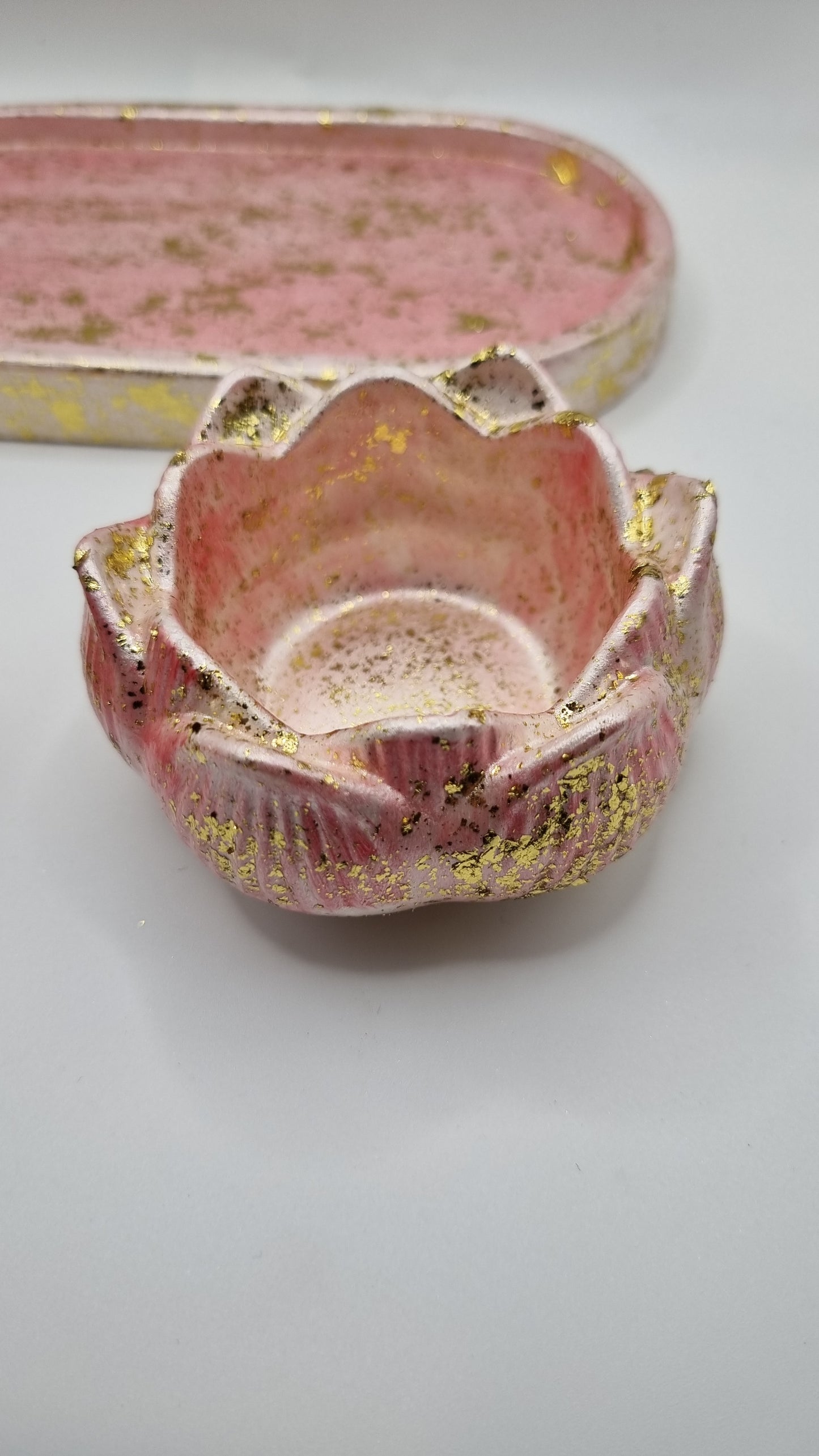 Handmade gypsum decoration jewellery tray pearl pink white color ,oil difuzer rose