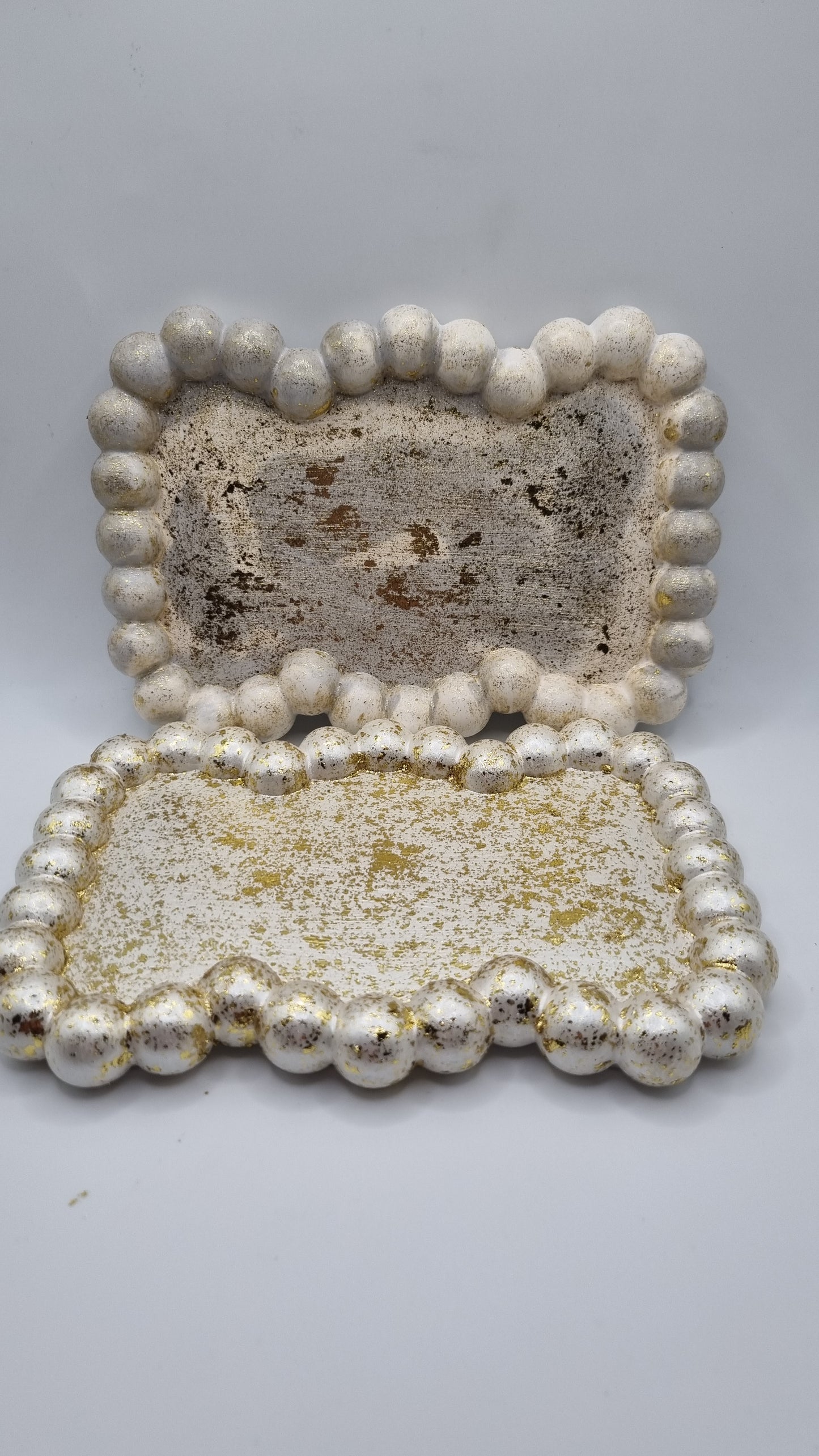 Handmade bubble tray jesmonite addiction bubbletray jewellery, pencil,pen, key, makeup brush beautiful pearl white color gold plated colour