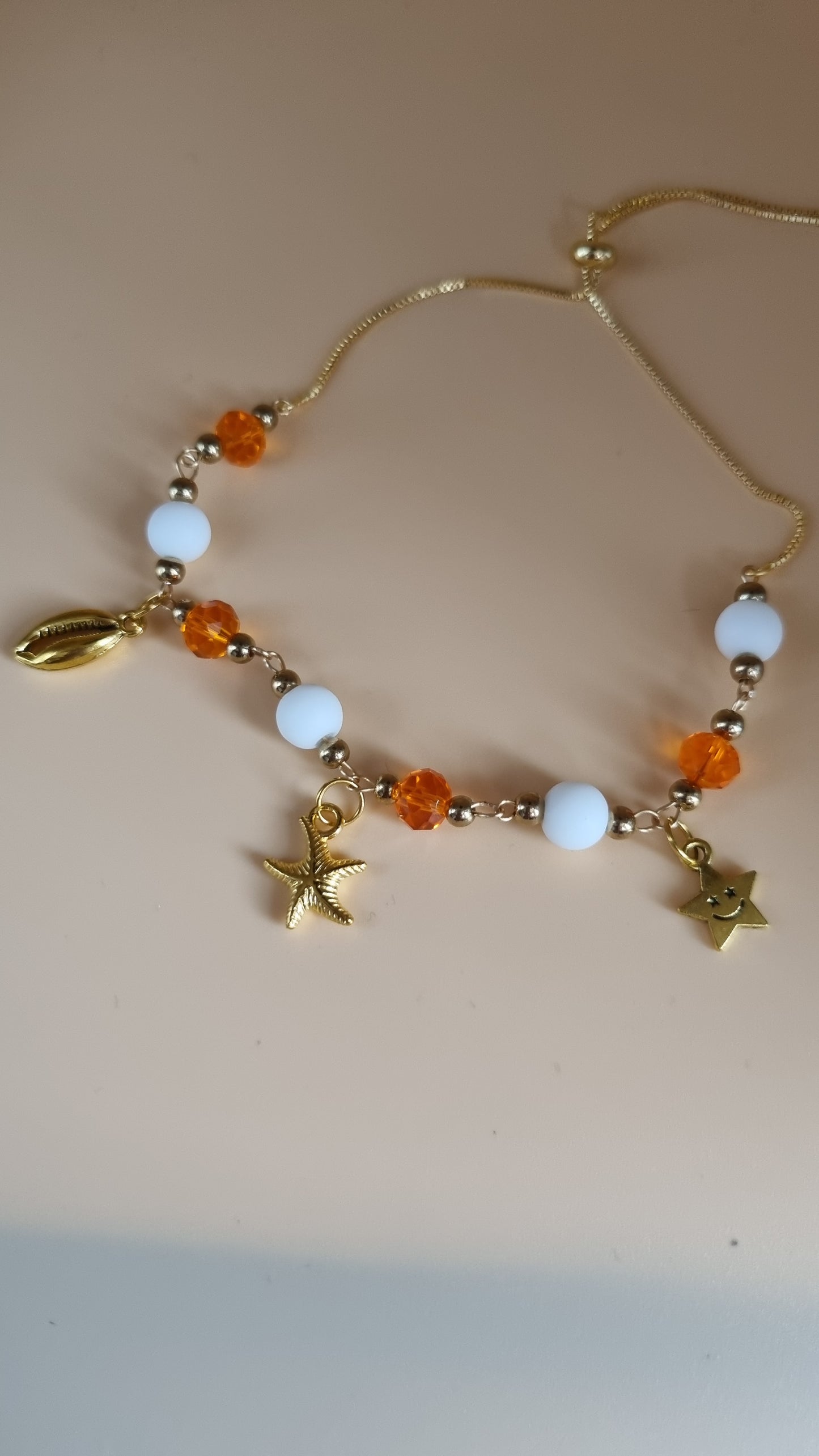Handmade ankles 18kr gold plated with agate mate beads and glass faceted beads