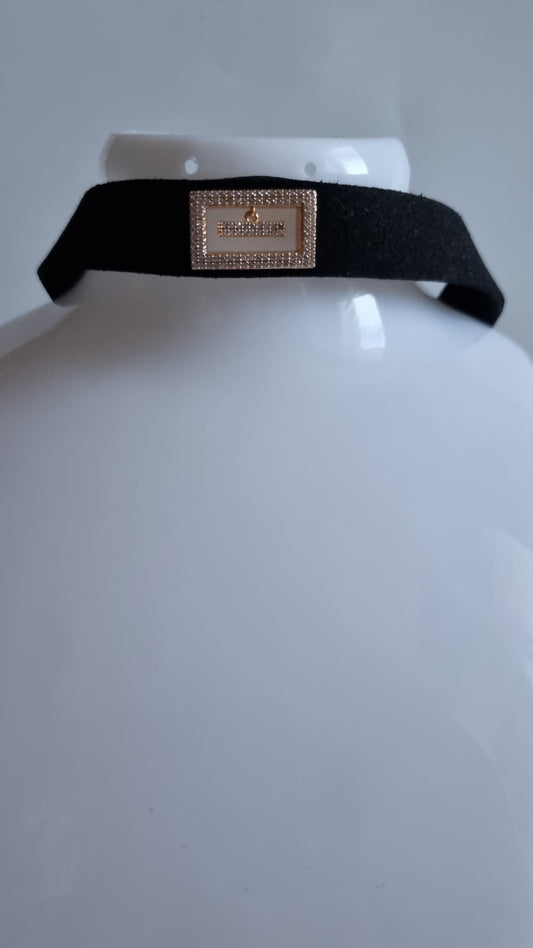 Choker with sw.crystal 18kr gold plated