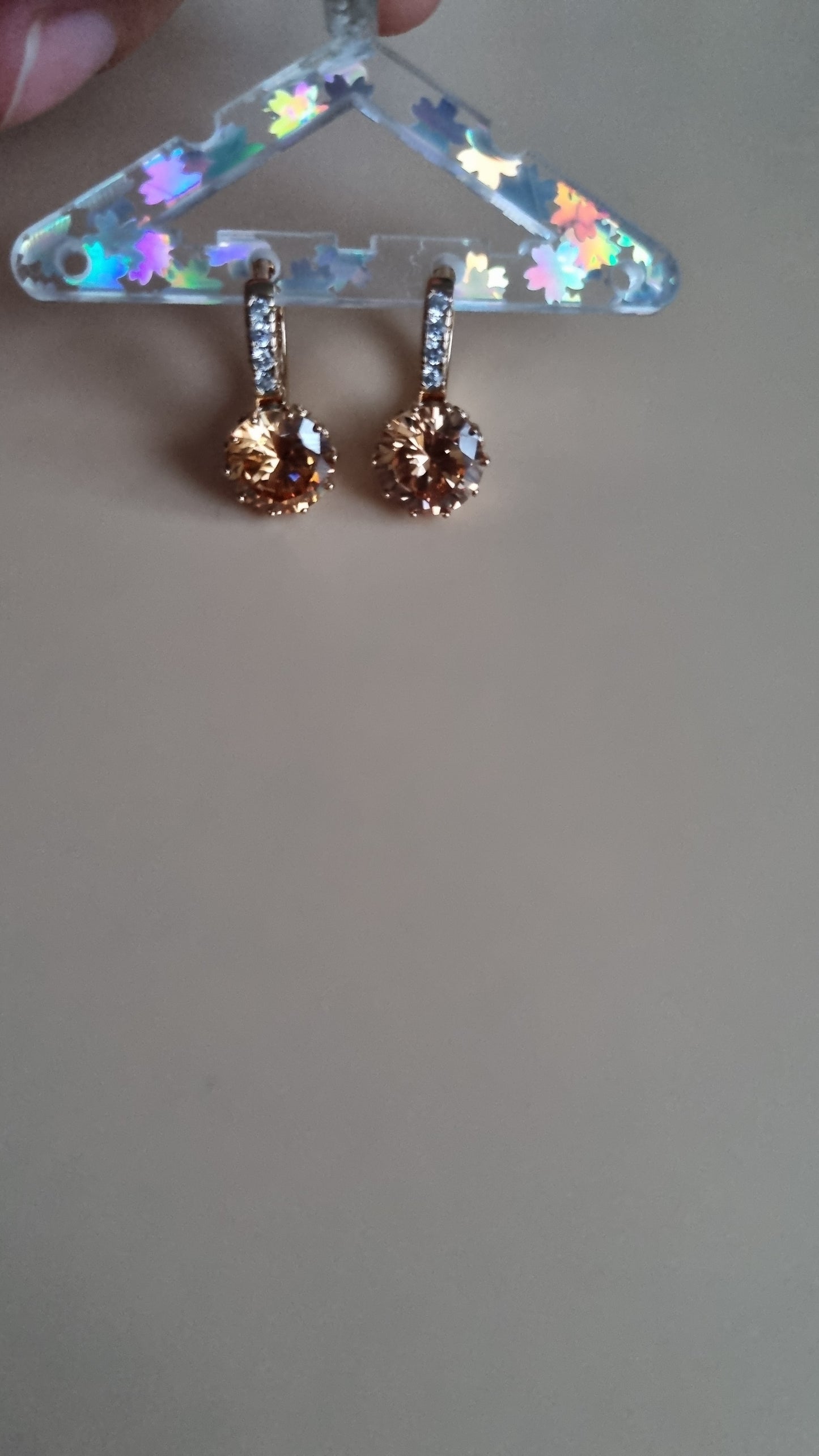 18kr.gold Plated earrings with zircon stone champagne color hypoallergenic