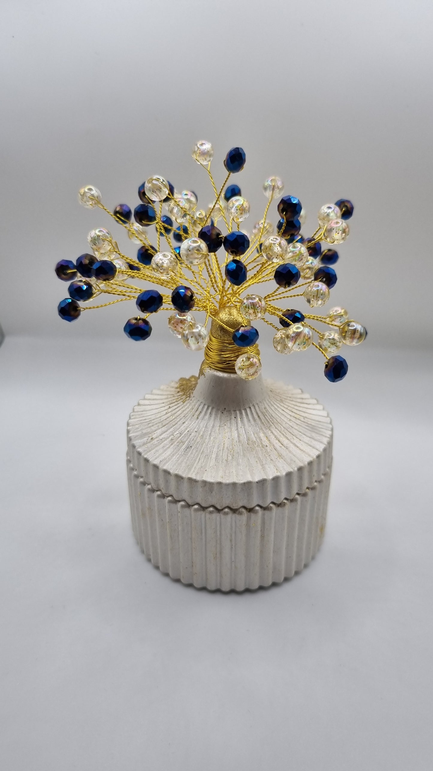 Handmade jar from gypsum addiction