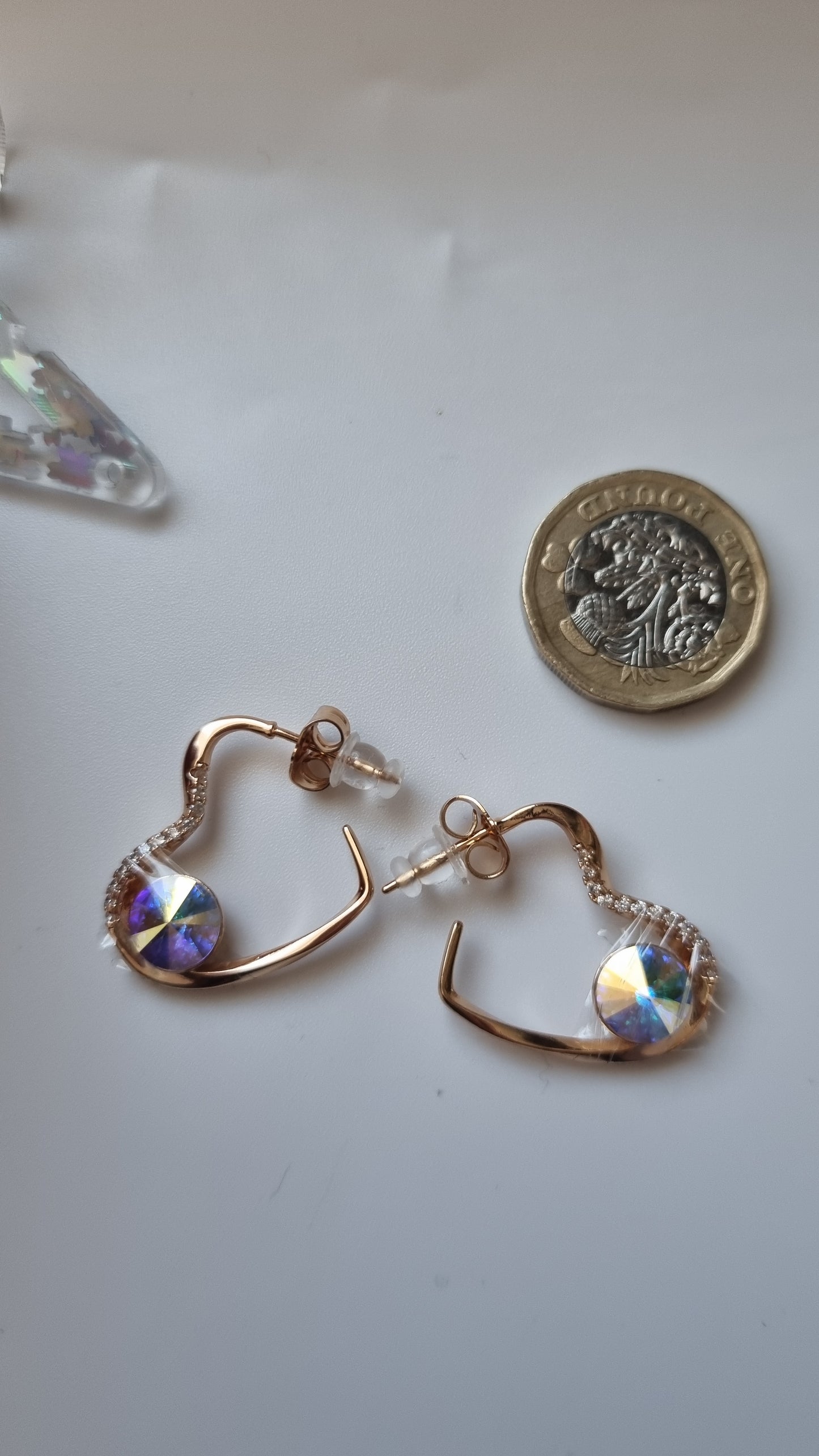 18kr.gold plated earrings with sw.crystal AB change colors
