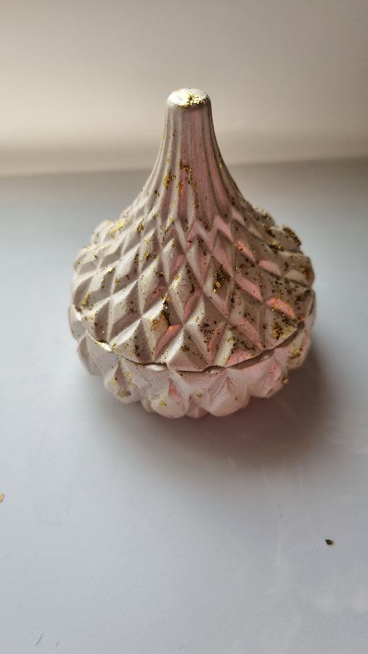 Handmade  gold plated shine  jewellery jar.,beautifully