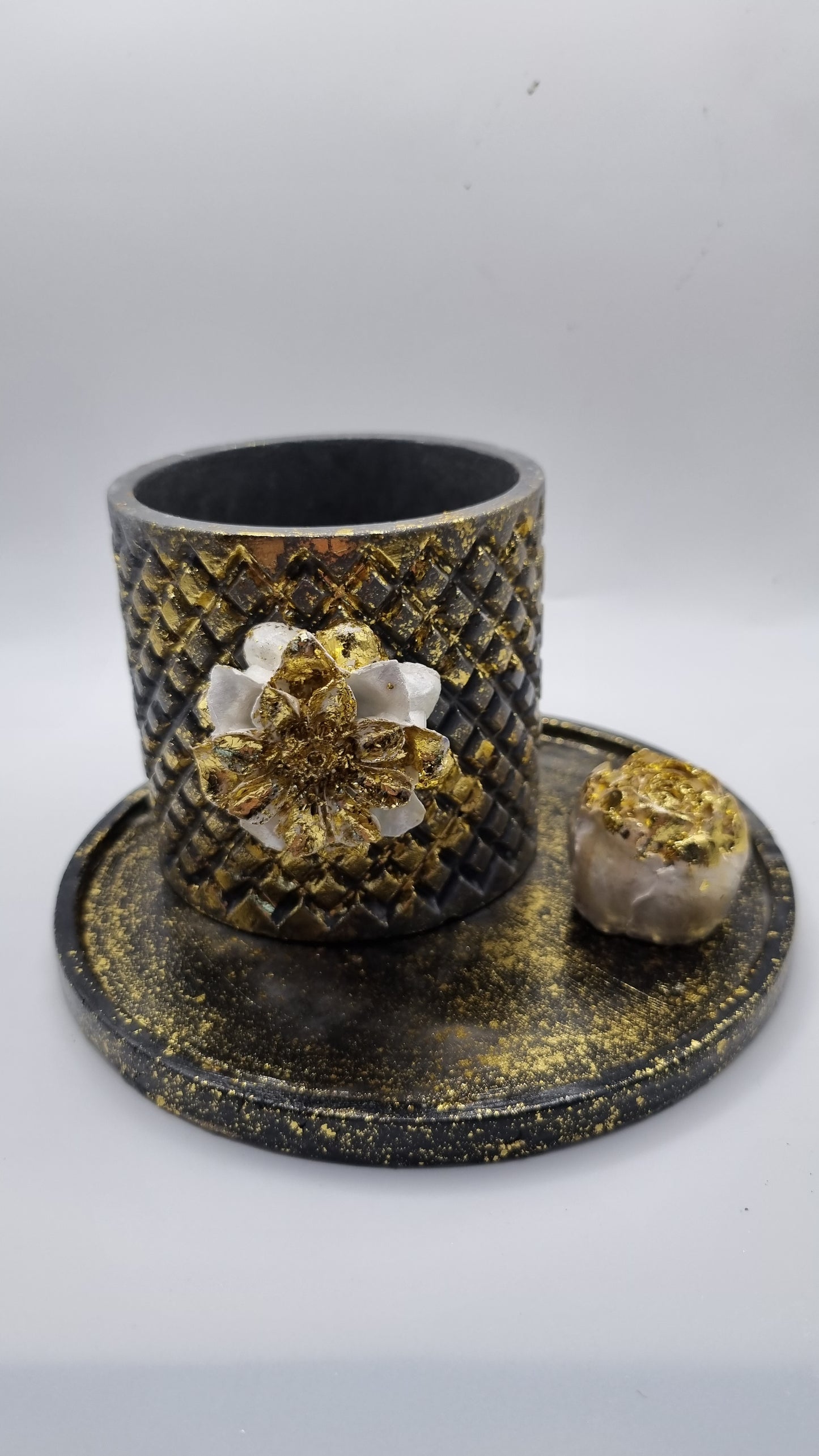 Handmade black, grey ,white colour jar,tray  decor rose beautifully decorated