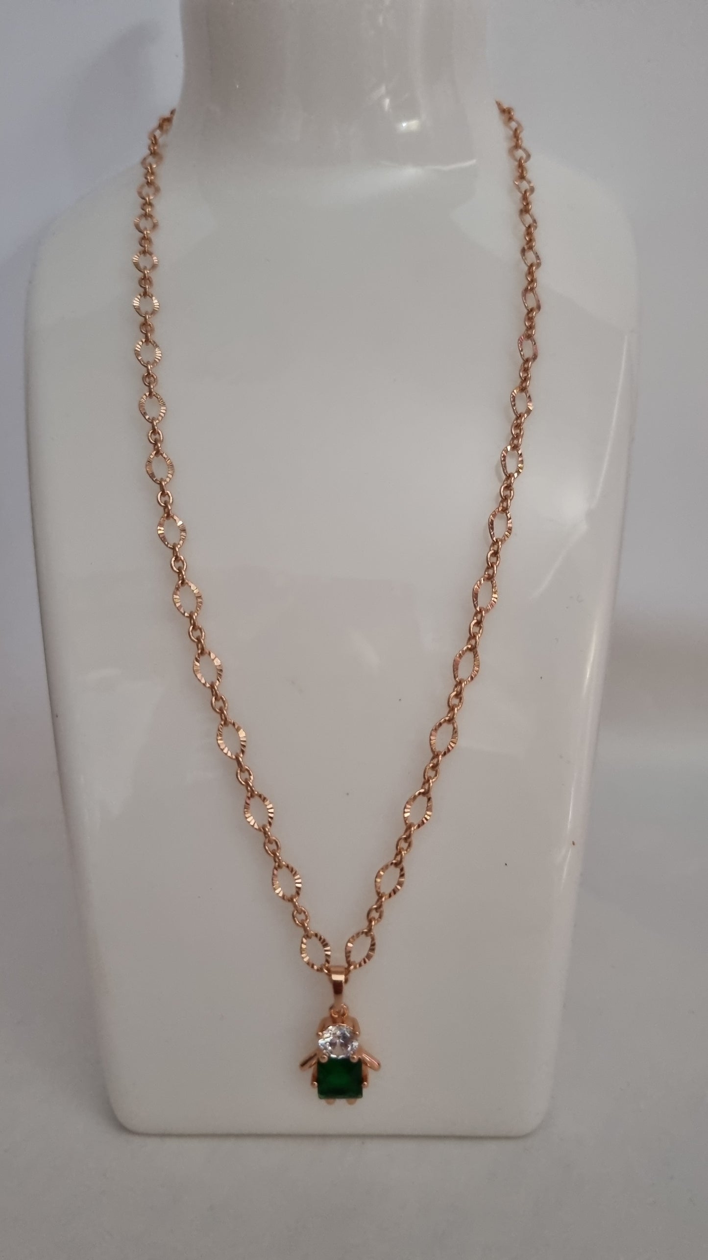 Rose gold plated jewellery set