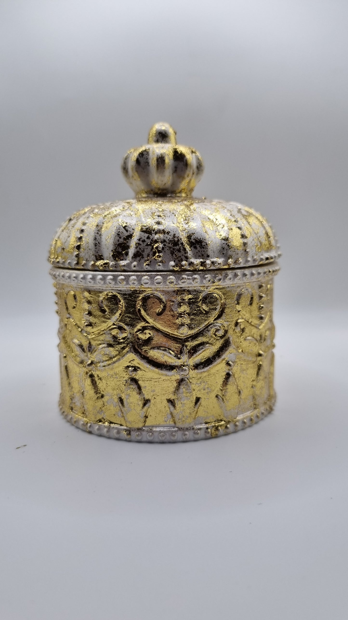 Beautiful jesmonite jars jewellery, candy handmade  white pearl metallics color and gold color
