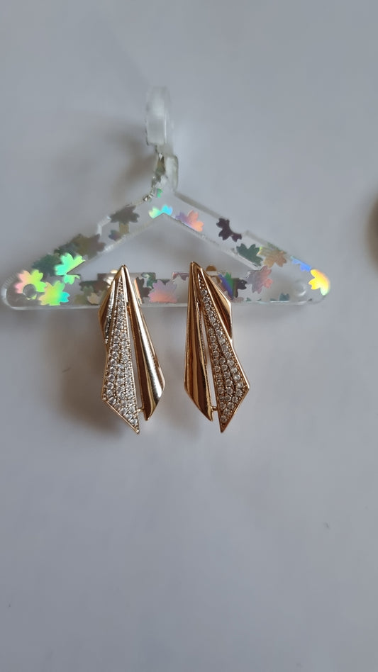 18kr.gold plated earrings with sw.crystal