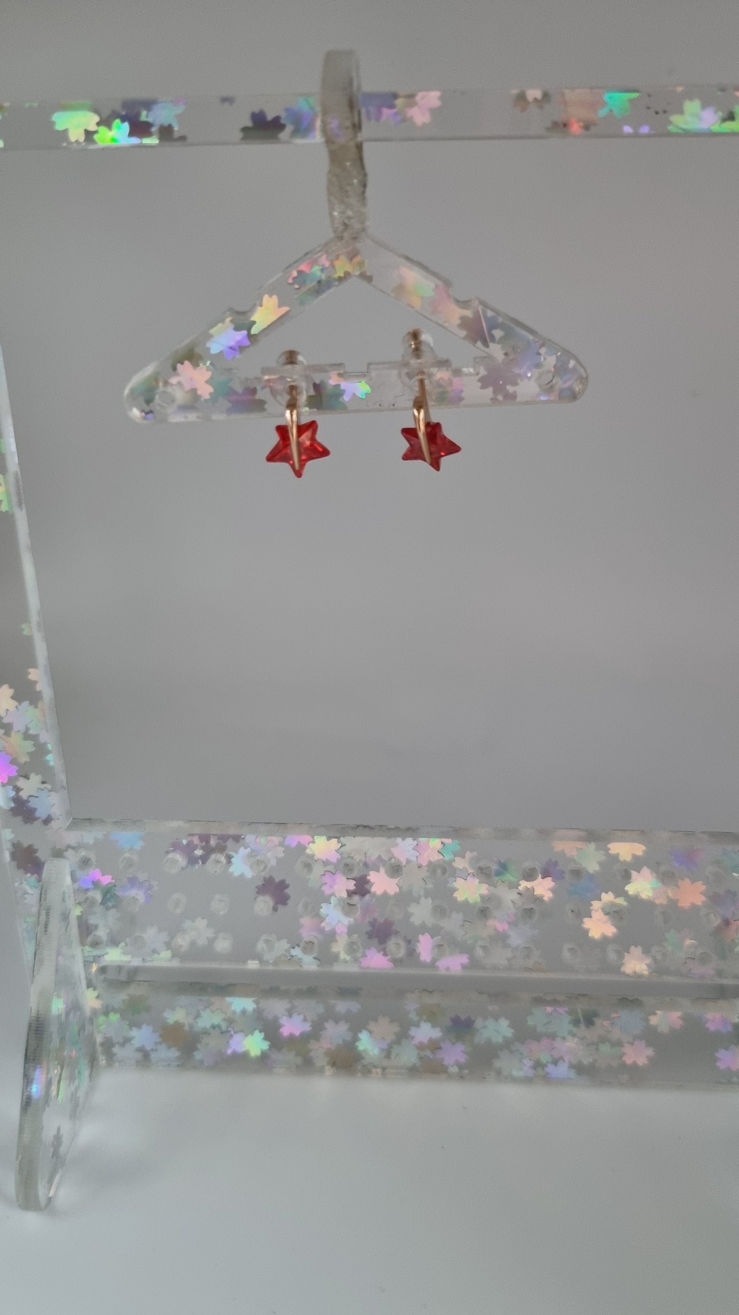18kr.gold plated earrings with zircon stone red star charm stud