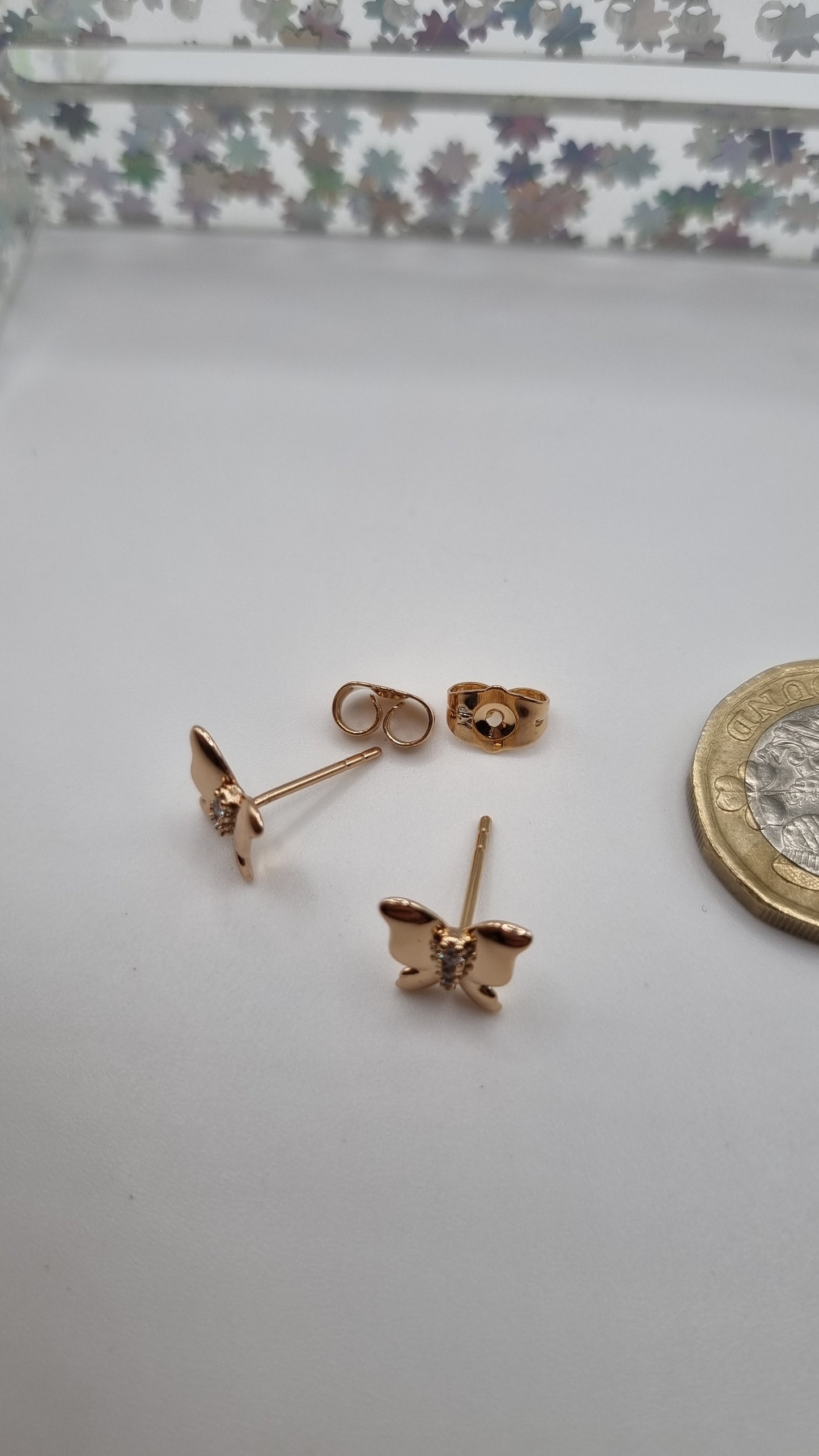 18kr.gold plated stud earrings butterfly with sw.crystal