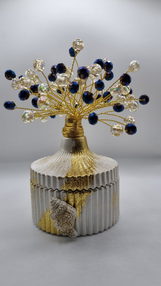 Handmade jar from gypsum addiction