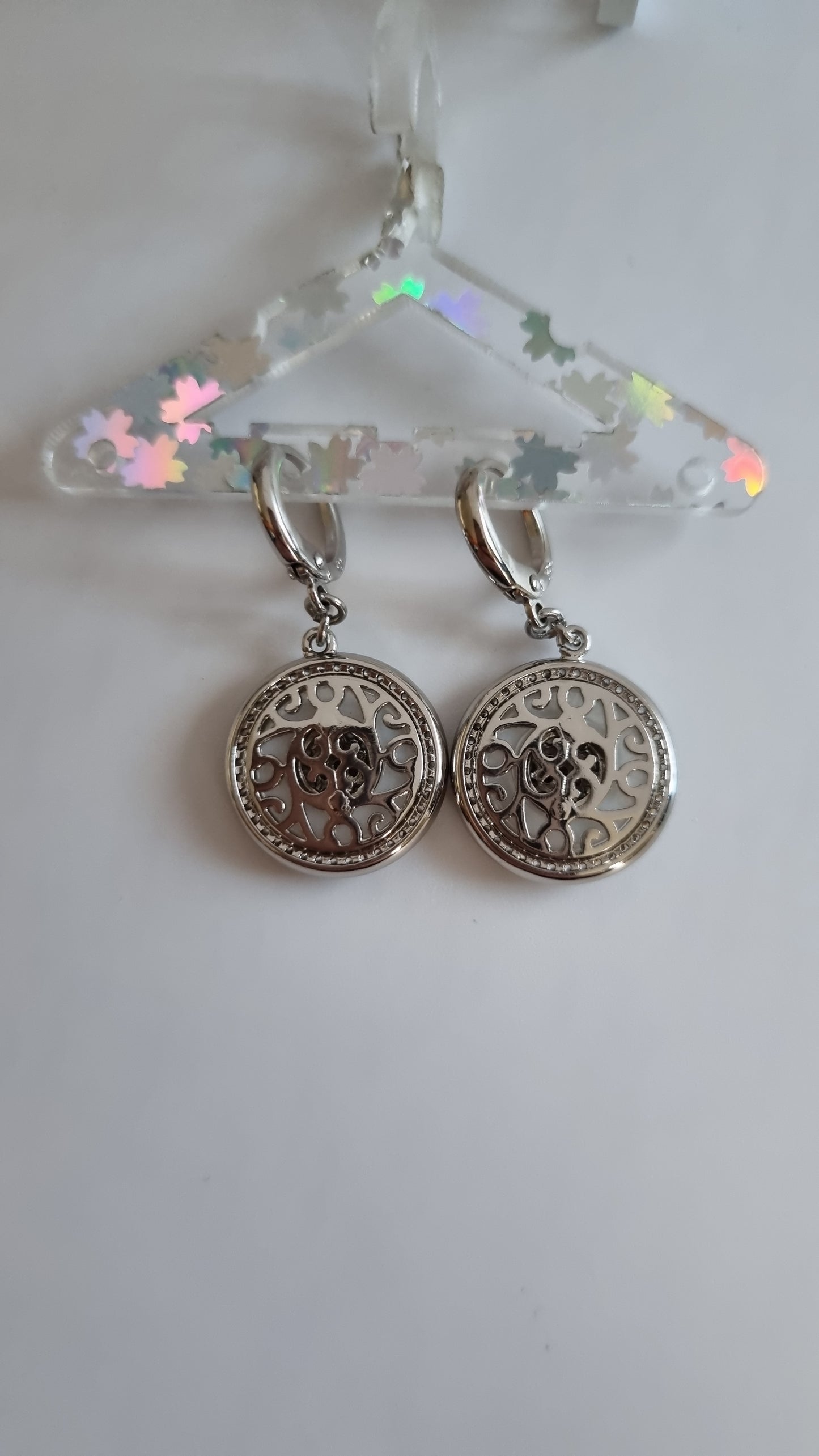 Platinum plated earrings with sw.crystal