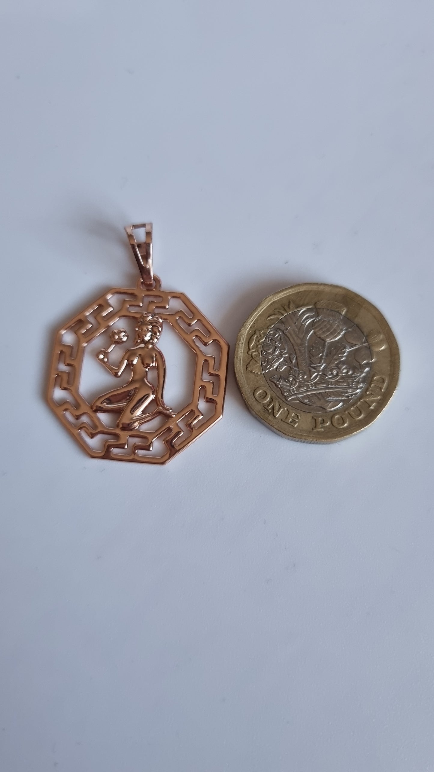 Rose gold plated pendant zodiac waterproof hypoallergenic