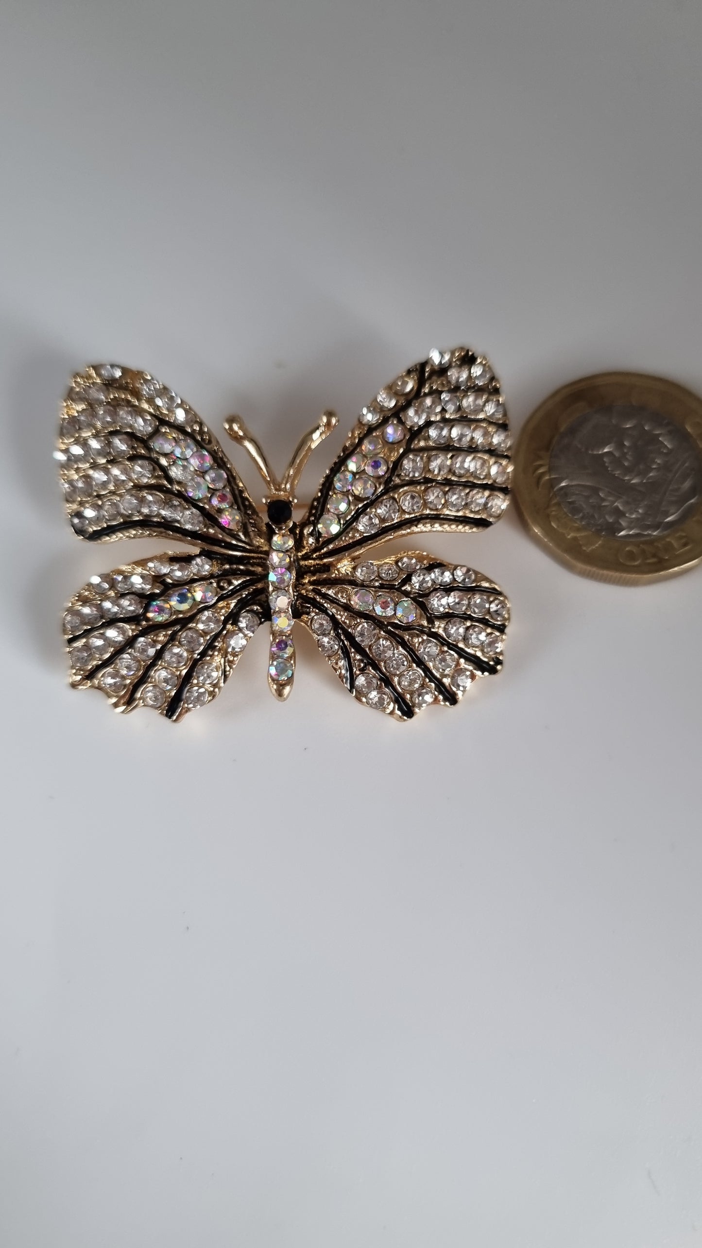 Zircon crystal butterfly brooche 14kr.gold plated