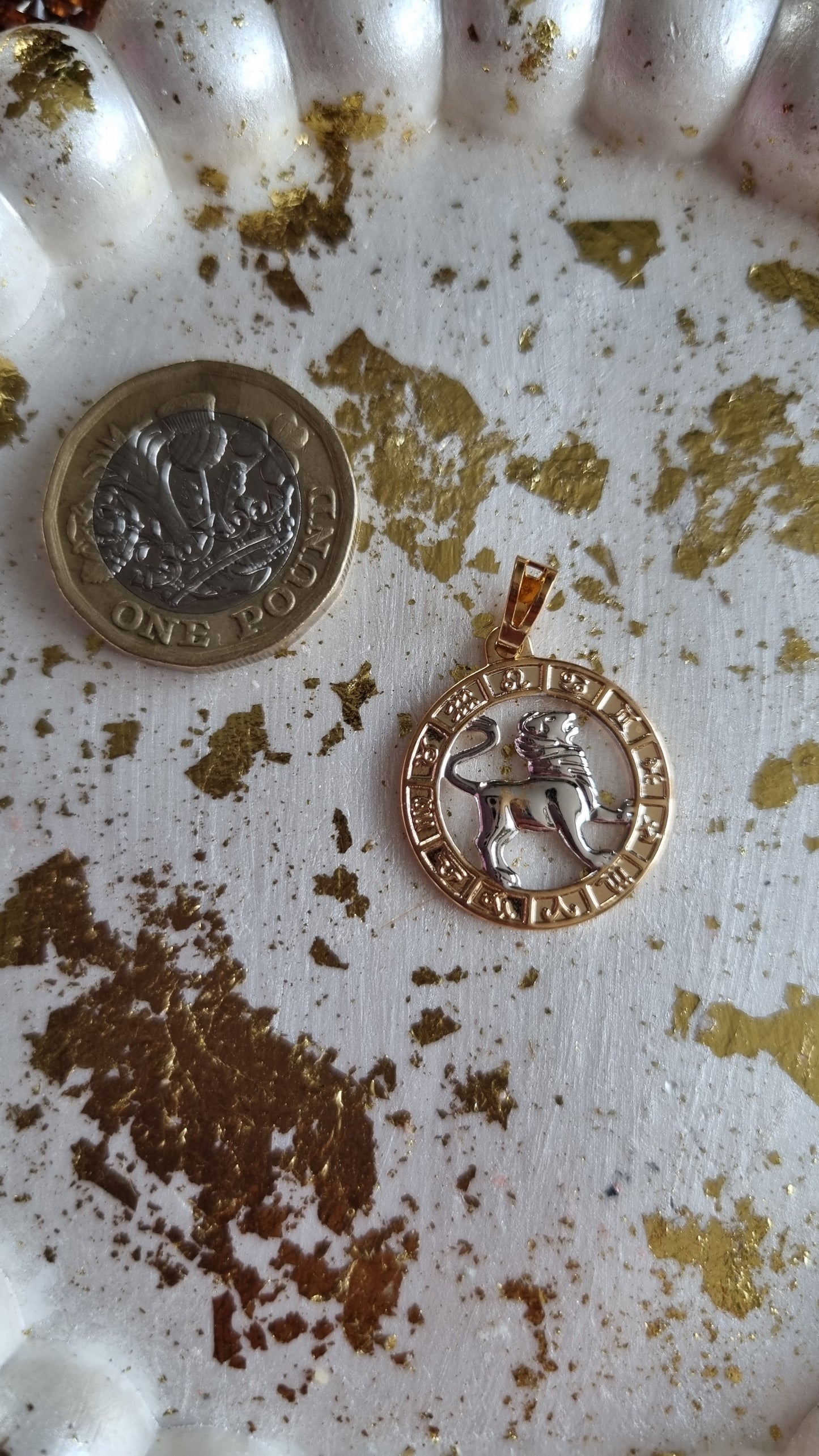 Multicolor gold plated 18kr.& platinum plated colour zodiac