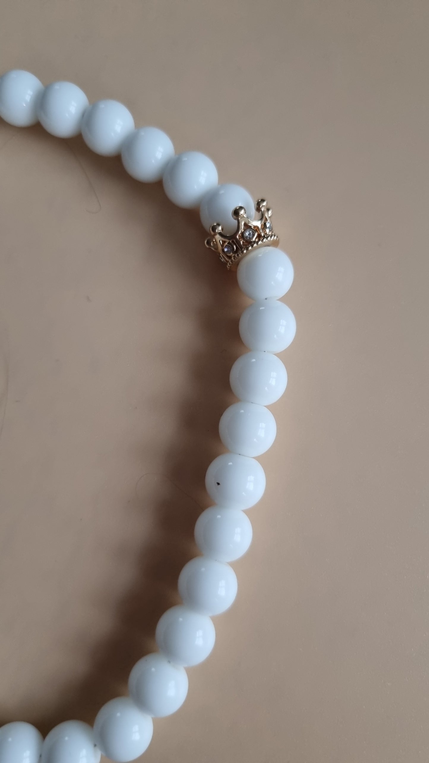 Handmade Phone holder with sw.crystal heart and gold color crown natural gemstone agate beautiful