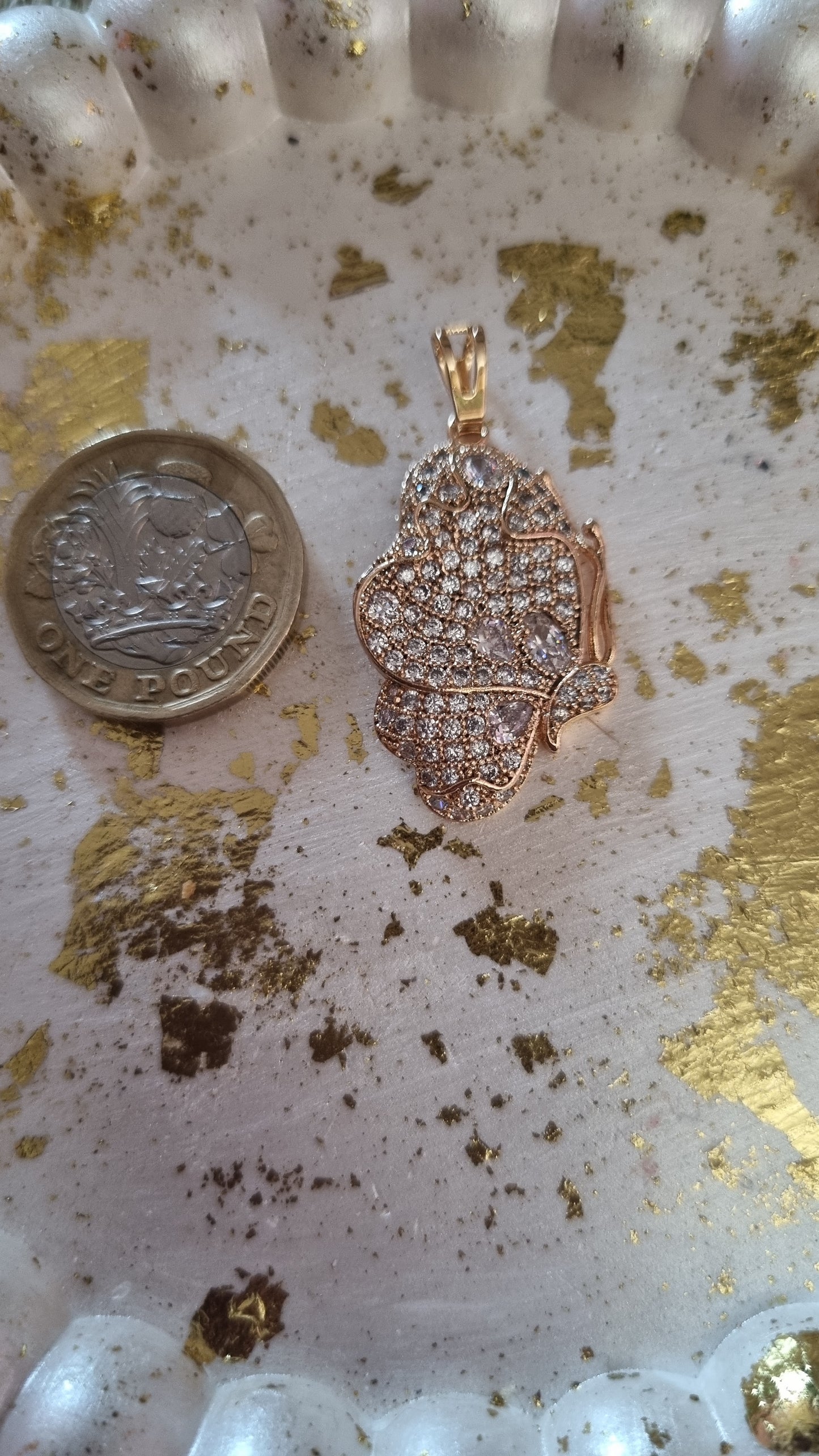 18kr.gold plated butterfly pendant with sw.crystal