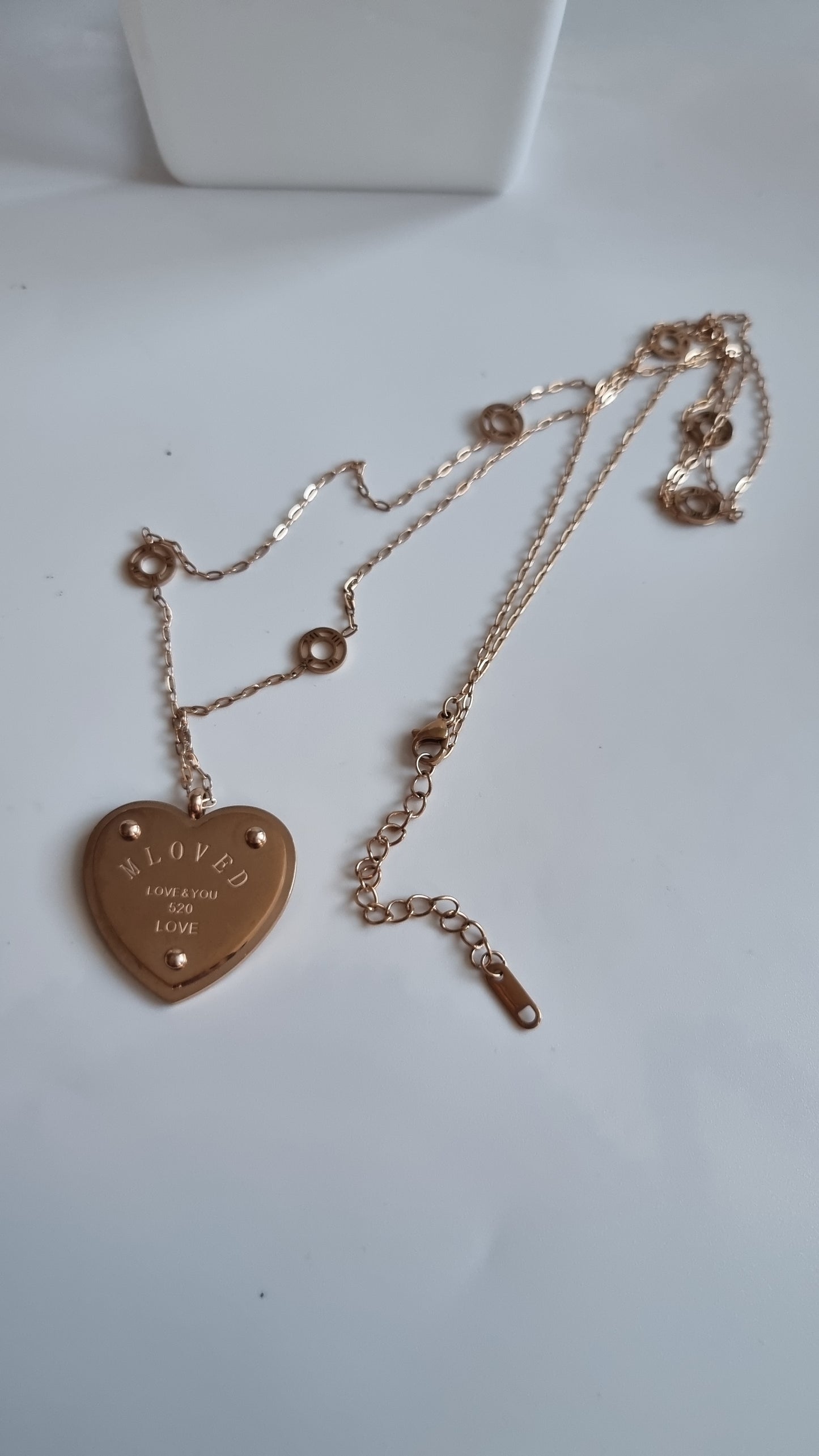 Rose gold plated stainlessSteel necklace