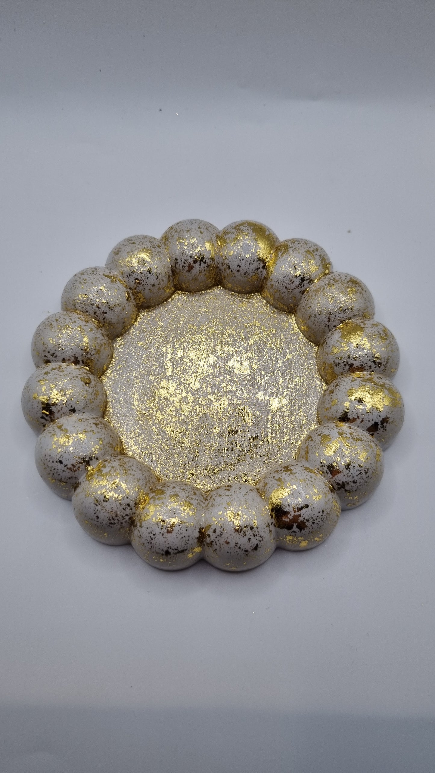 Bubble tray from jesmonite addiction gold color plating