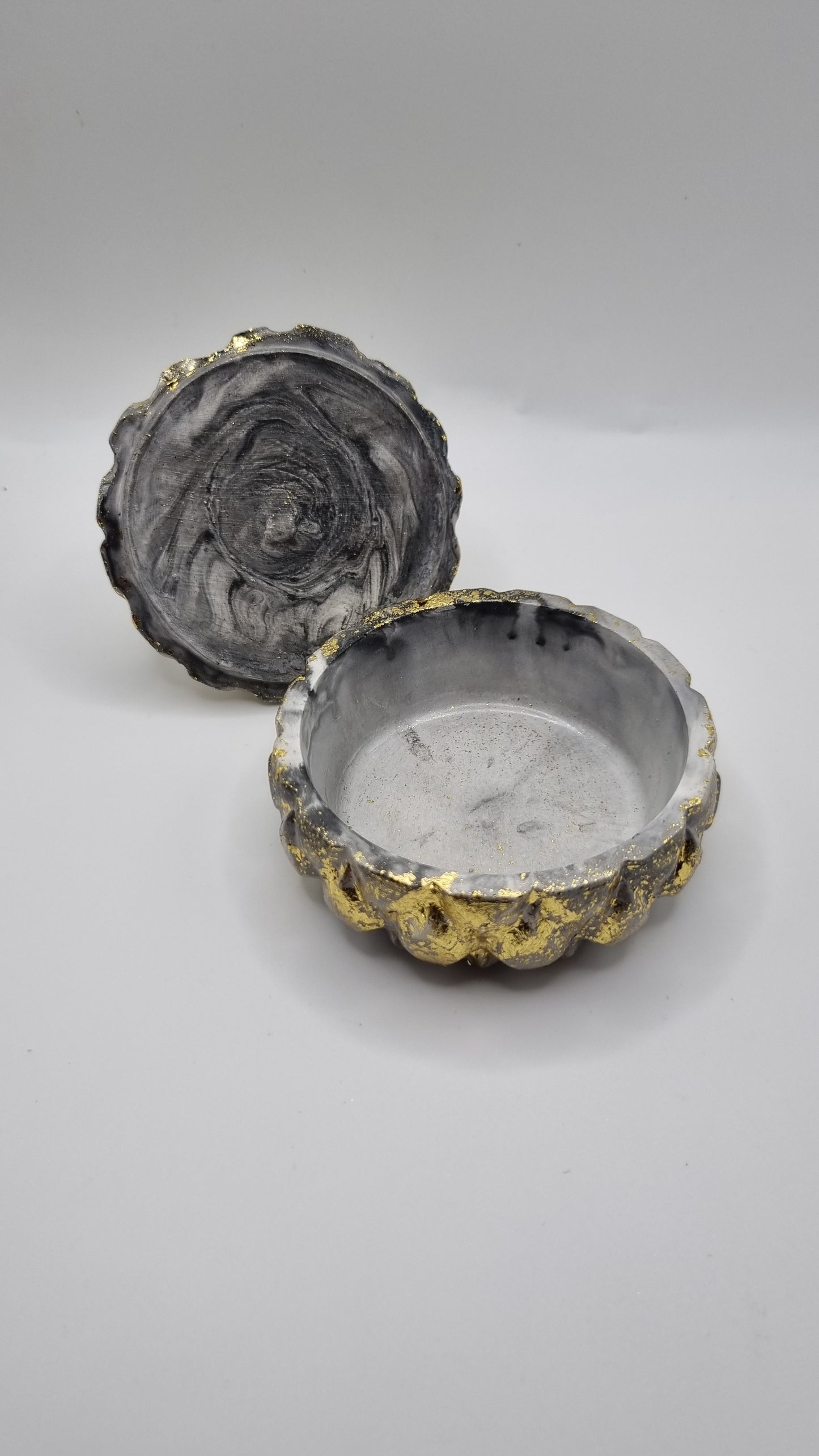 Handmade  gold plated shine  jewellery jar.,beautifully