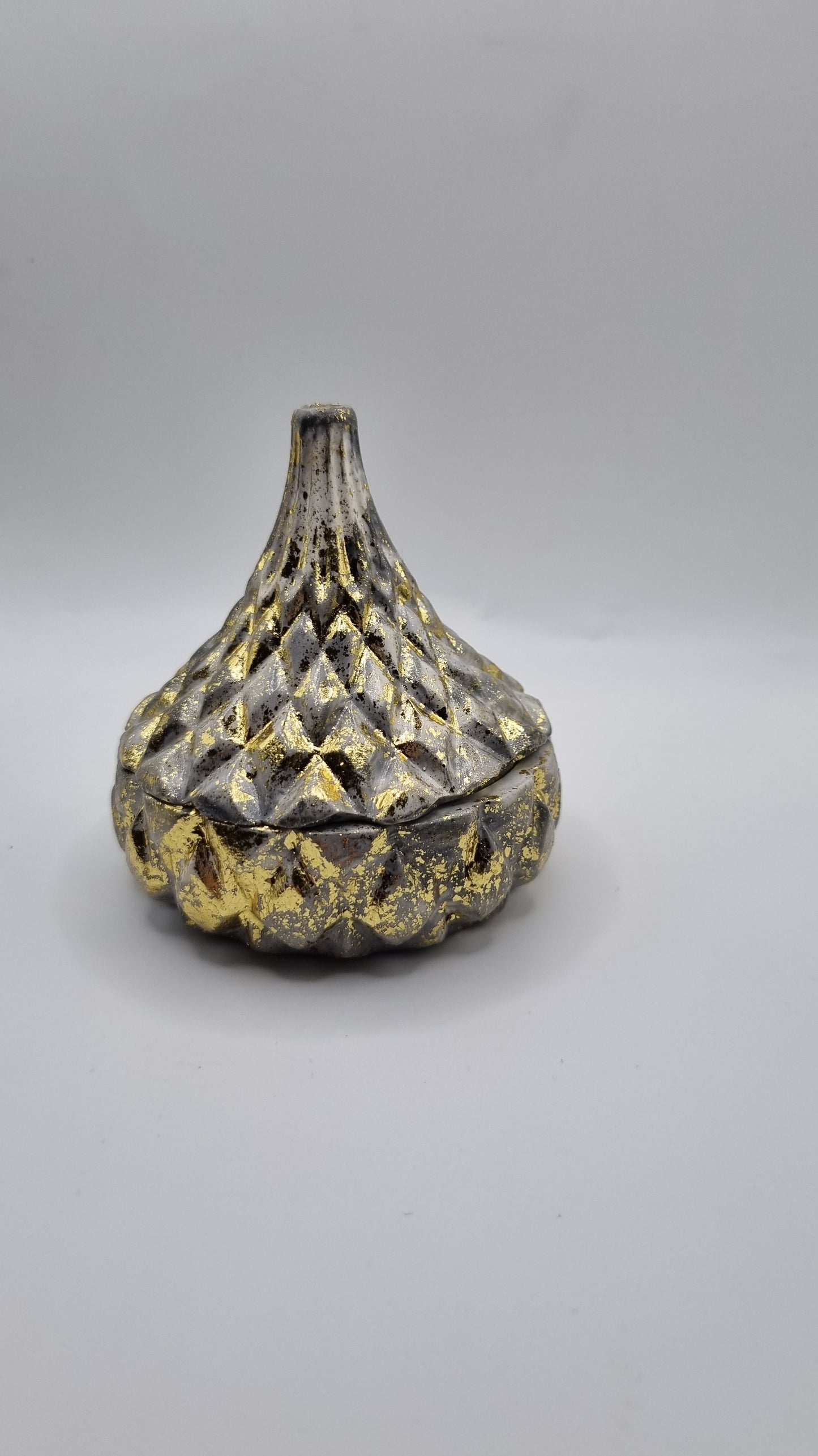 Handmade  gold plated shine  jewellery jar.,beautifully