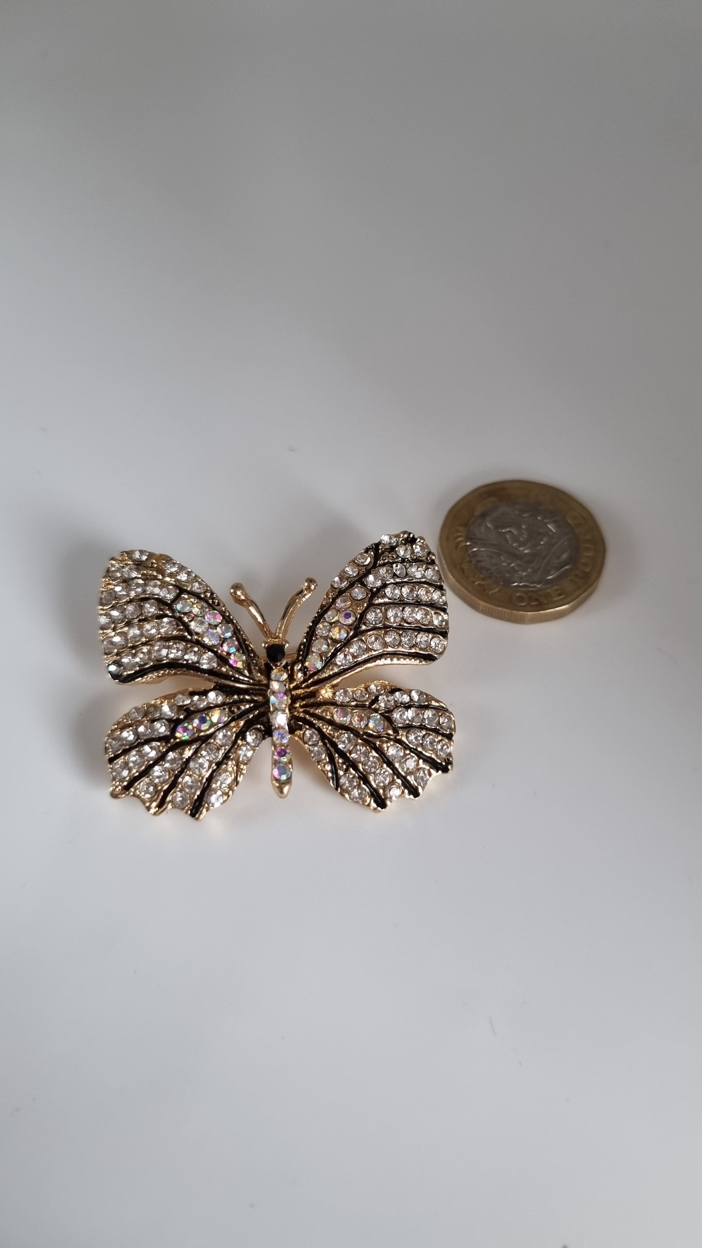 Zircon crystal butterfly brooche 14kr.gold plated