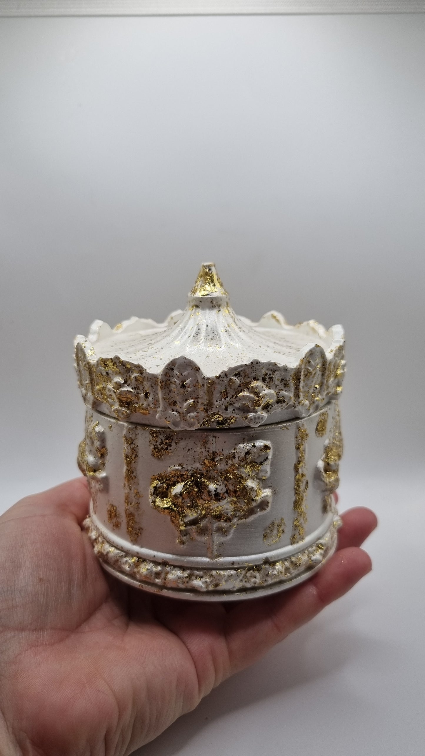 Beautiful jesmonite jars jewellery, candy handmade  white pearl metallics color and gold color