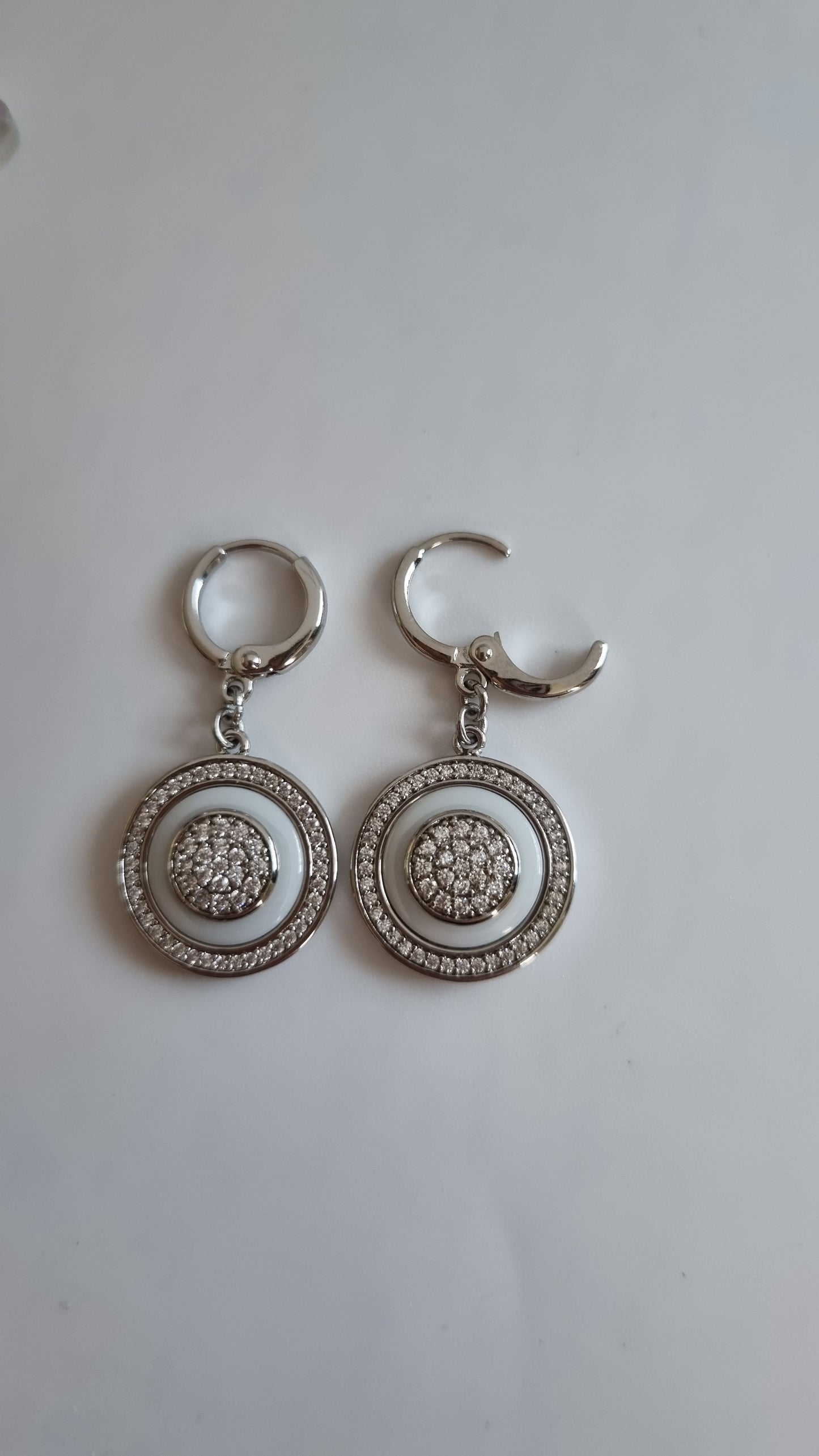 Platinum plated earrings with sw.crystal