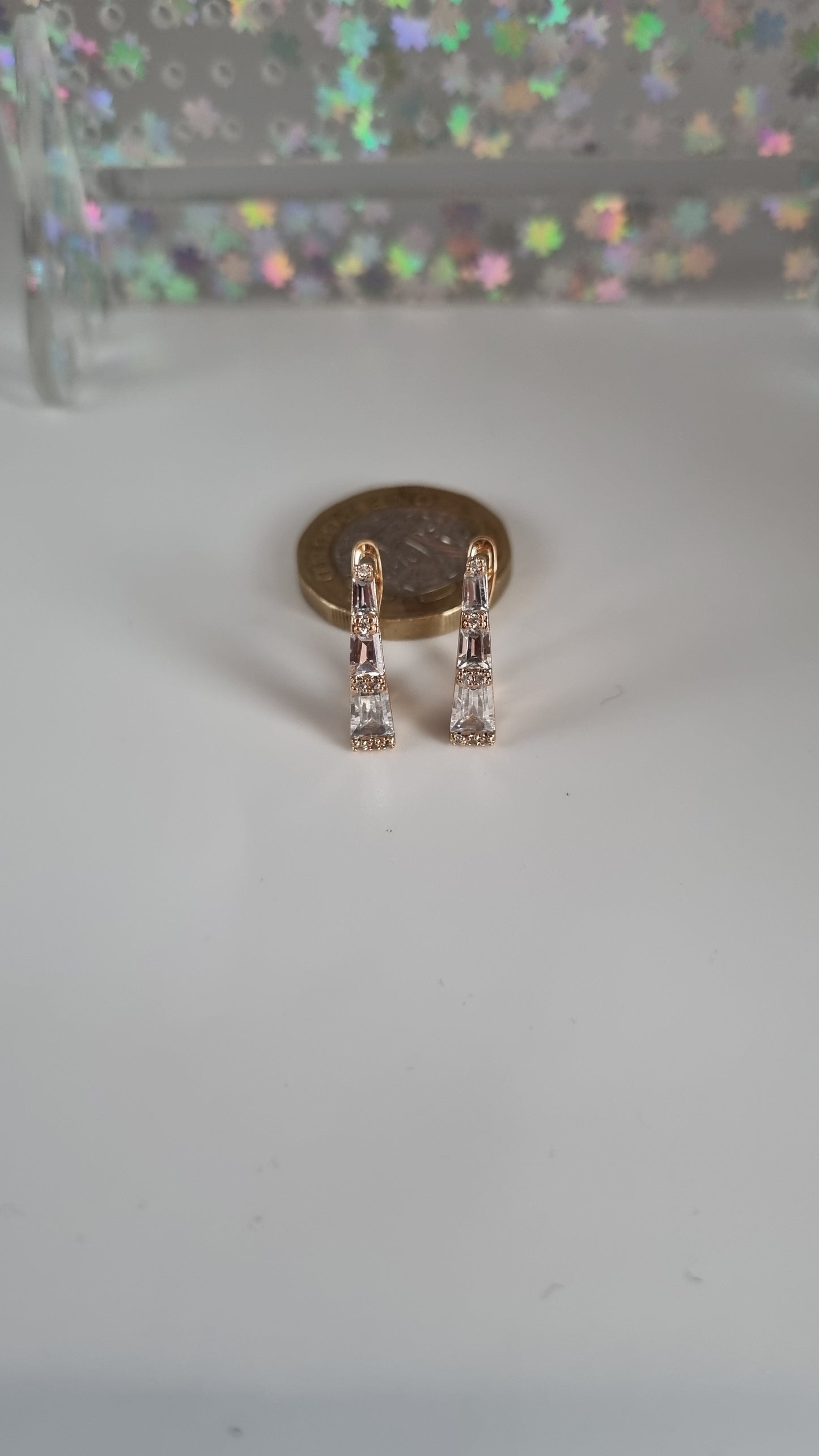 18kr.gold plated earrings with sw.crystal